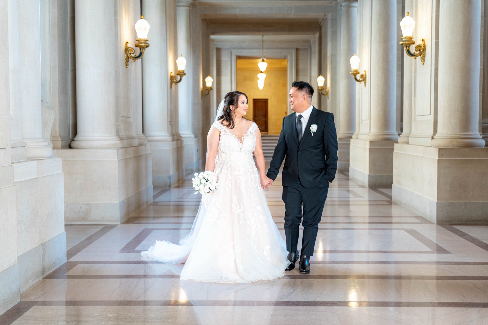 San Francisco City Hall wedding photo