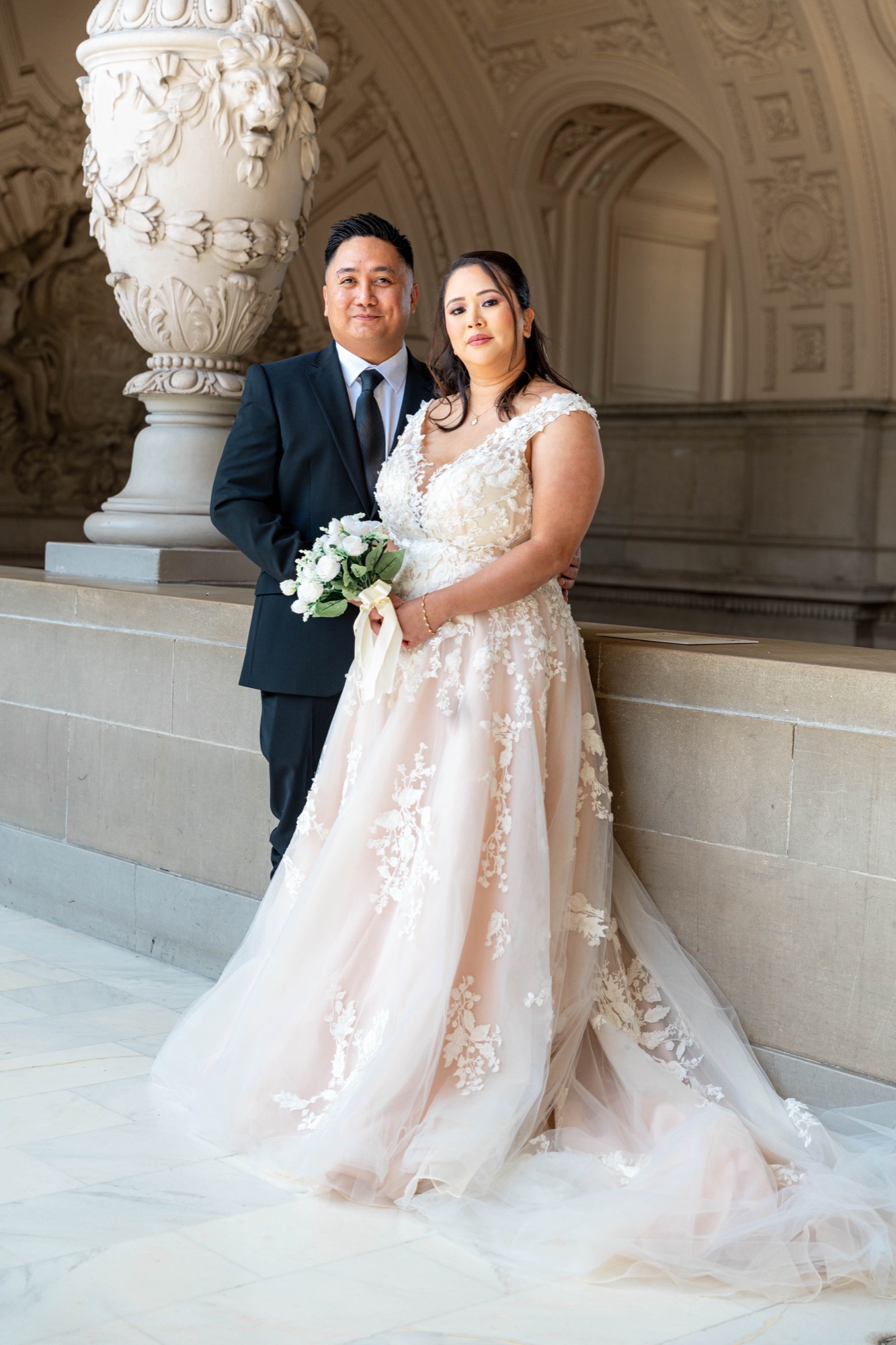 San Francisco City Hall wedding photo