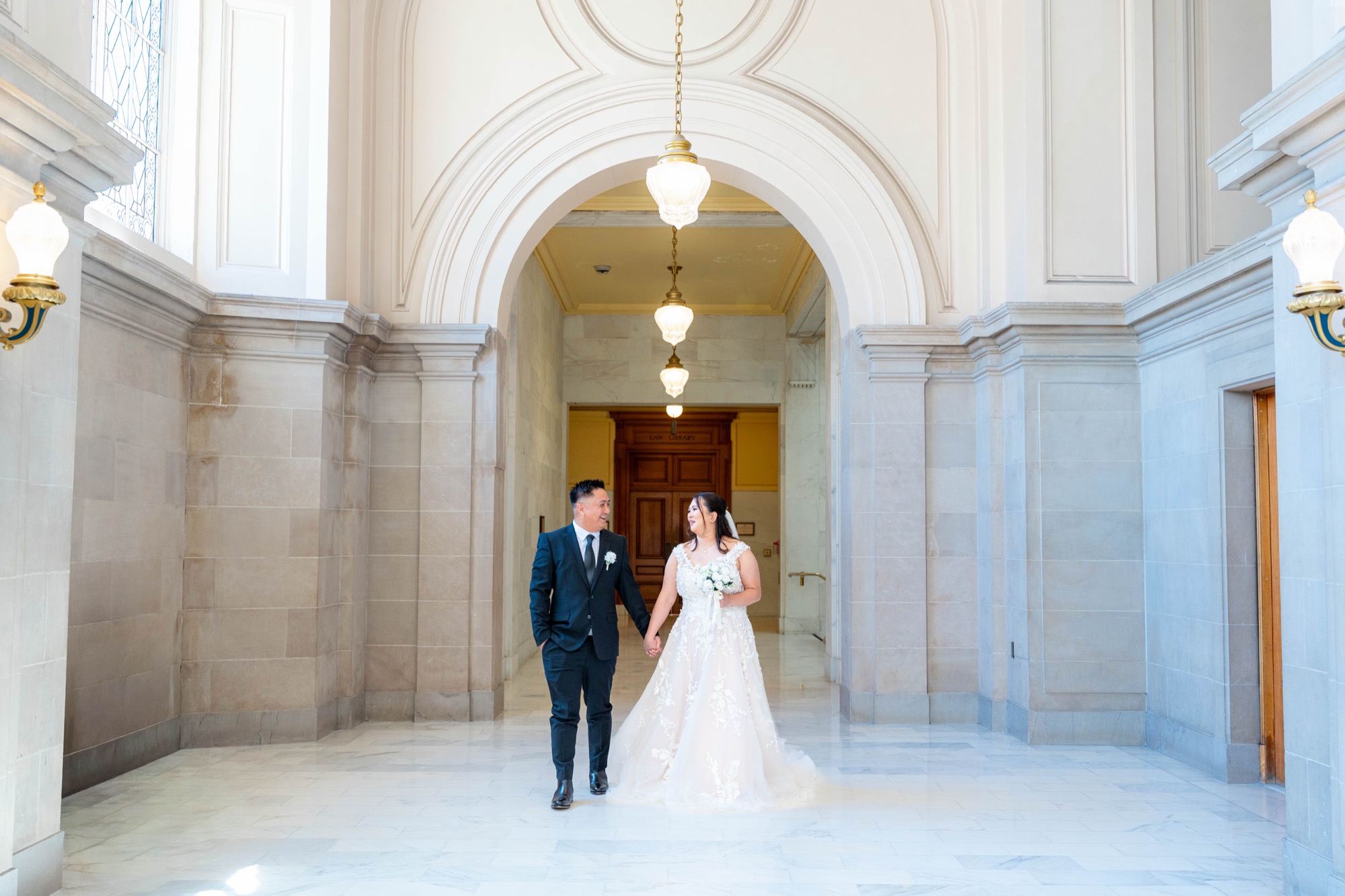 San Francisco City Hall wedding photo