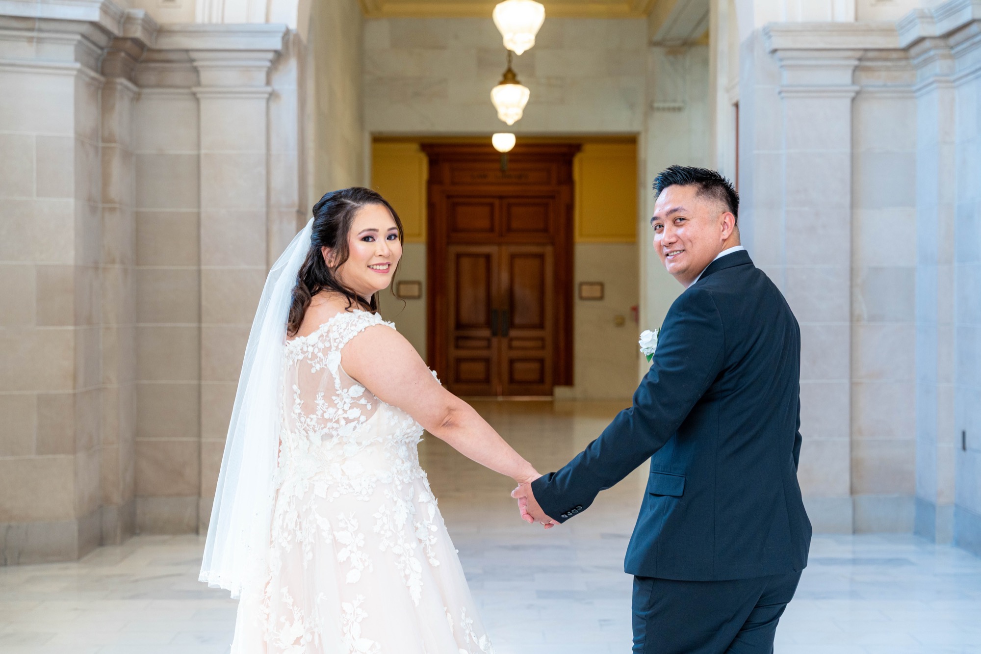 San Francisco City Hall wedding photo